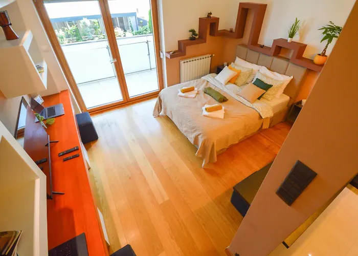 Spacious Studio Park City